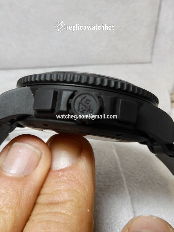 Ulysse Nardin Diver Black Sea Automatic Steel 353-92-3C 3