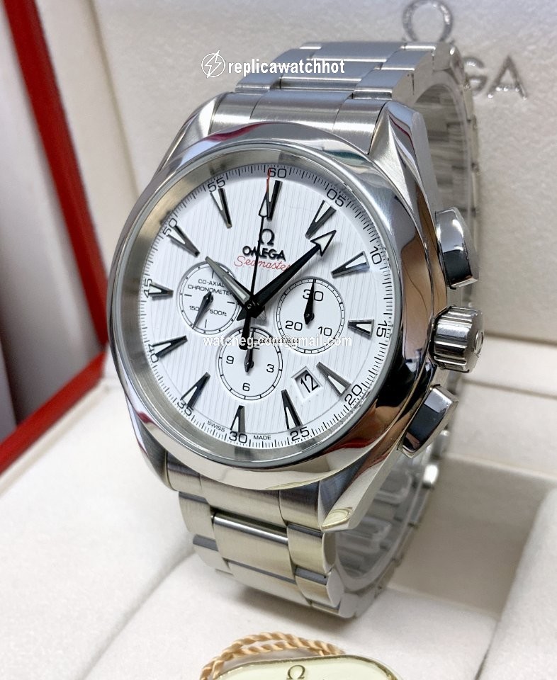 Omega Seamaster Aqua Terra Mens watch Unisex Automatic Steel 231.10.44.50.04.001 3