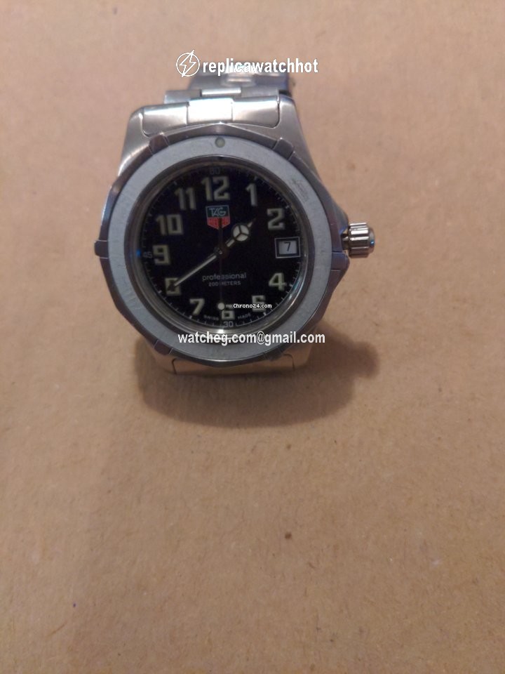TAG Heuer 2000 WM1112 3