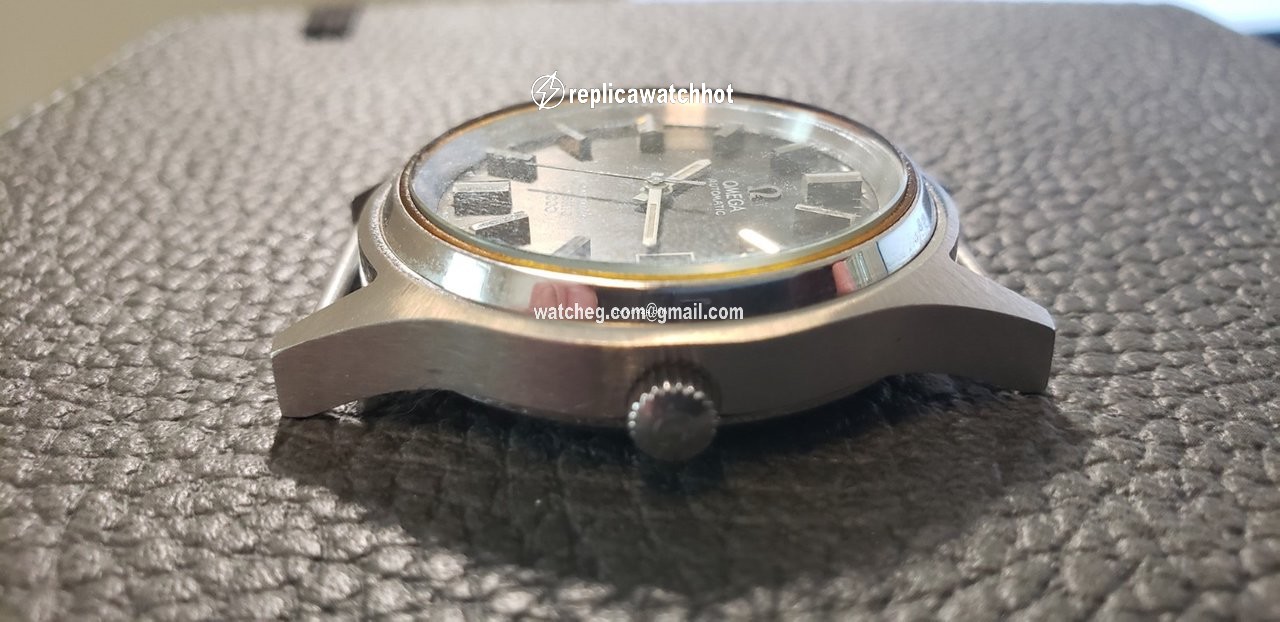 Omega Seamaster Mens watch Unisex Automatic Steel 166.128 3