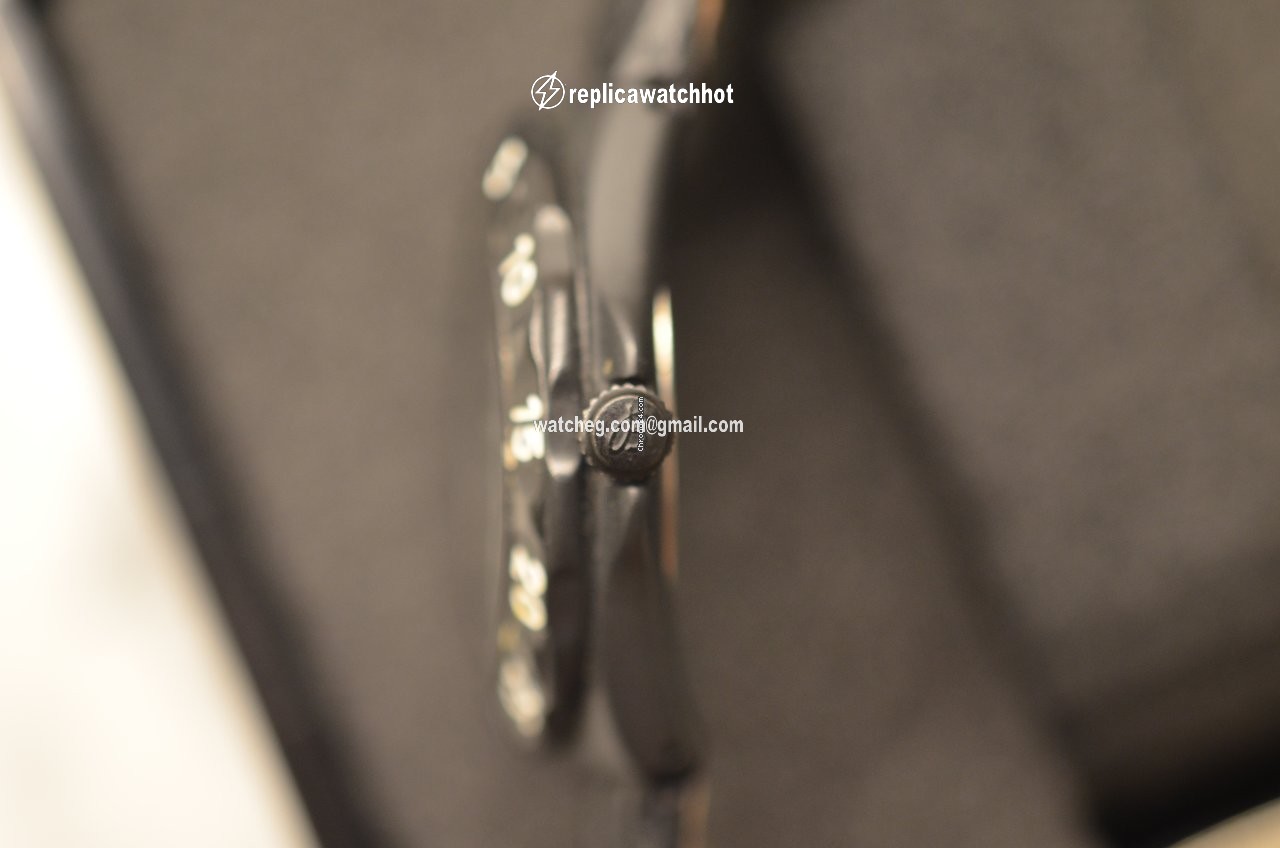 Breitling Colt Mens watch Unisex 80180 3