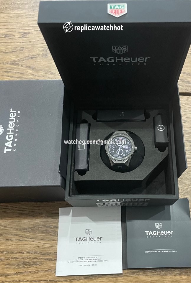 TAG Heuer Connected Mens watch Unisex Quartz Titanium SBF8A8001.11FT6076 3