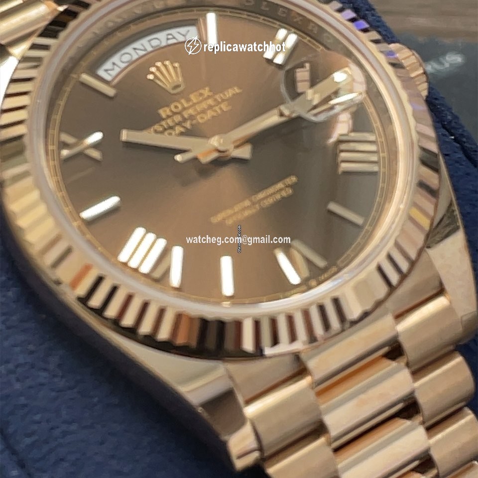 Rolex Day-Date 40 Mens watch Unisex Rose gold Automatic 228235-0006 3