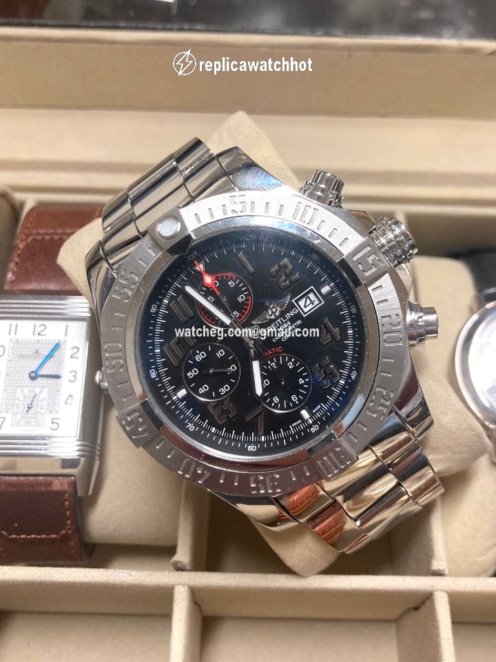 Breitling Super Avenger II Mens watch Unisex Automatic Steel A1337111 BC28 168A 3