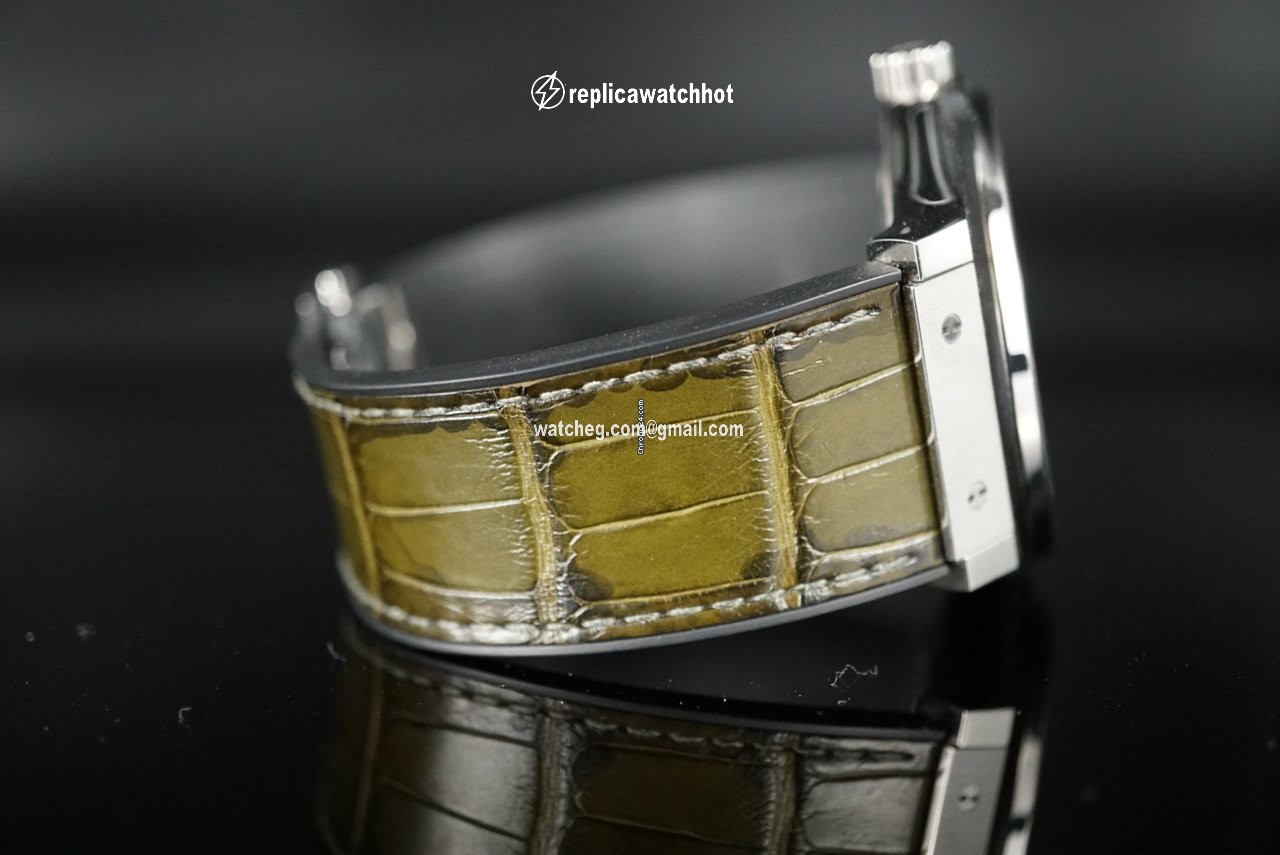 Hublot Classic Fusion 45, 42, 38, 33 mm Mens watch Unisex Automatic Titanium 511.NX.8970.LR 3