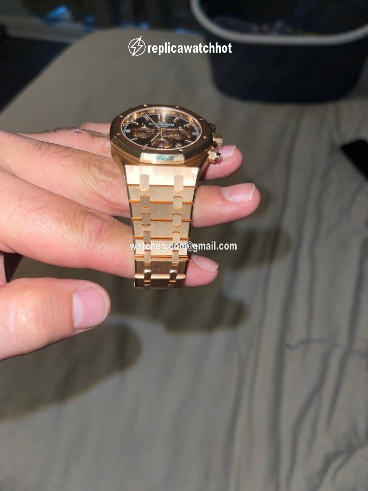 Audemars Piguet Royal Oak Chronograph Mens watch Unisex Automatic Rose gold 26331or 3