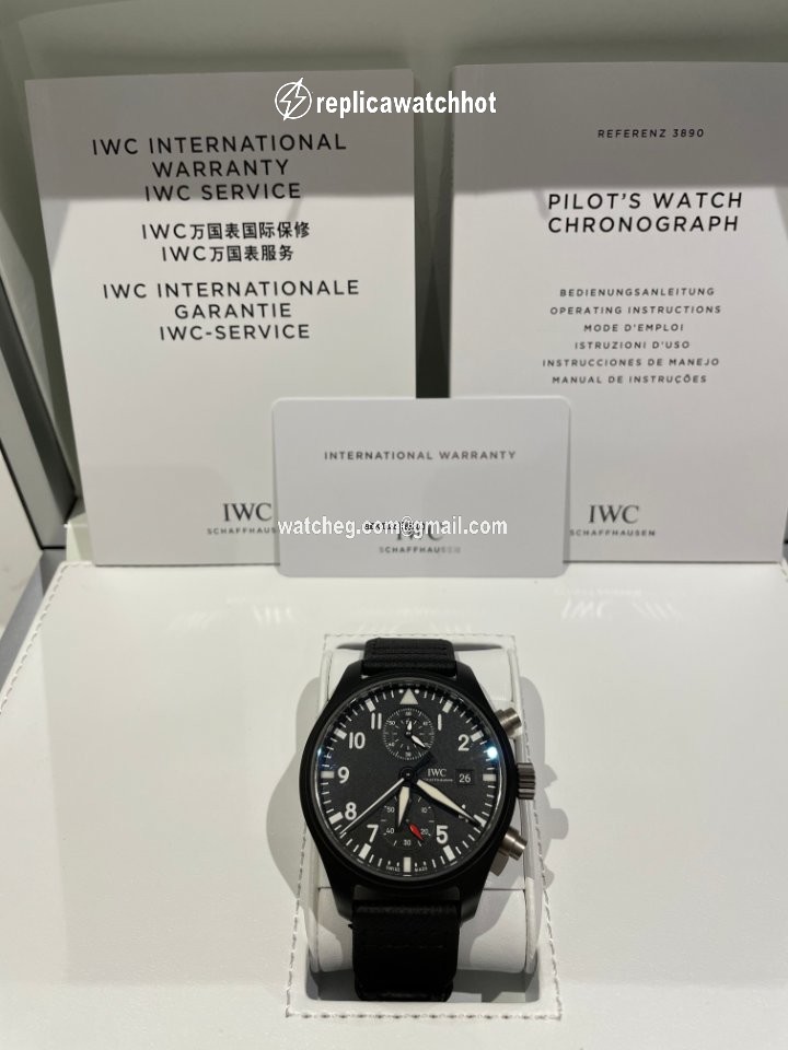 IWC Pilot Chronograph Top Gun Mens watch Unisex Automatic Ceramic IW389001 3