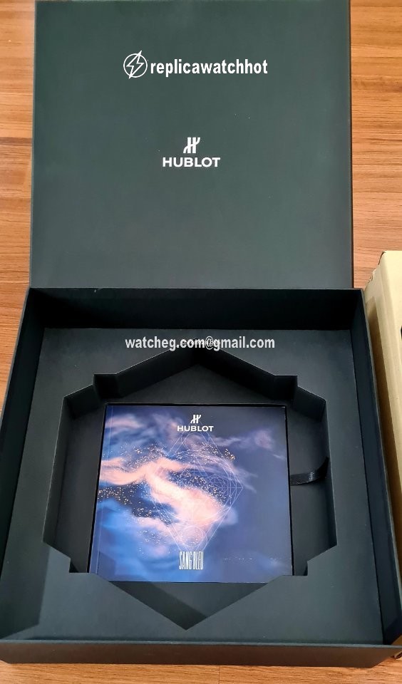 Hublot Big Bang Sang Bleu Mens watch Unisex Automatic Titanium 418.NX.1107.RX.MXM19 3