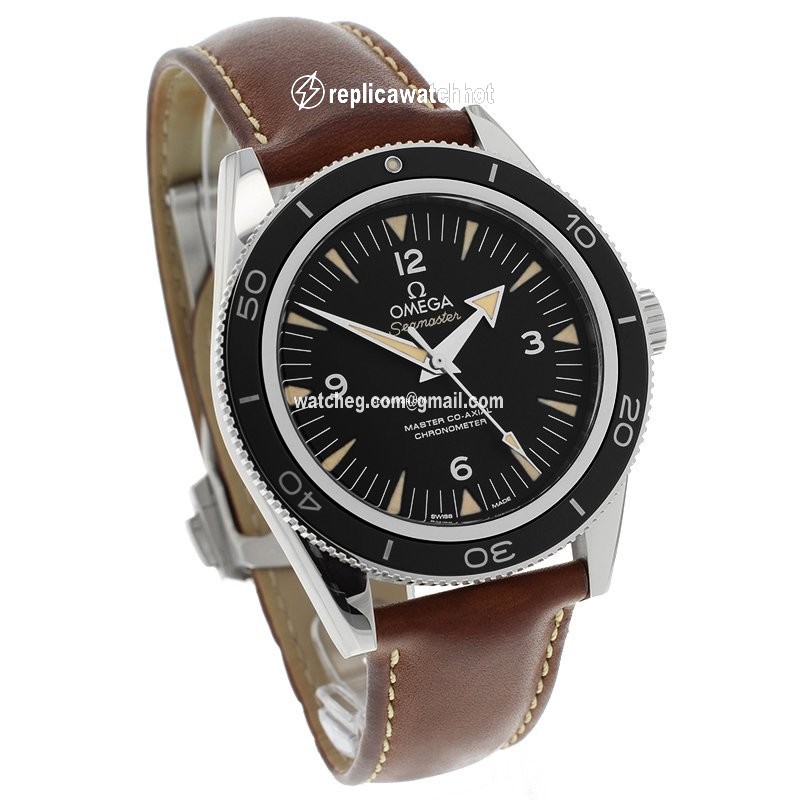 Omega Seamaster 300 Mens watch Unisex Steel 233.32.41.21.01.002 3