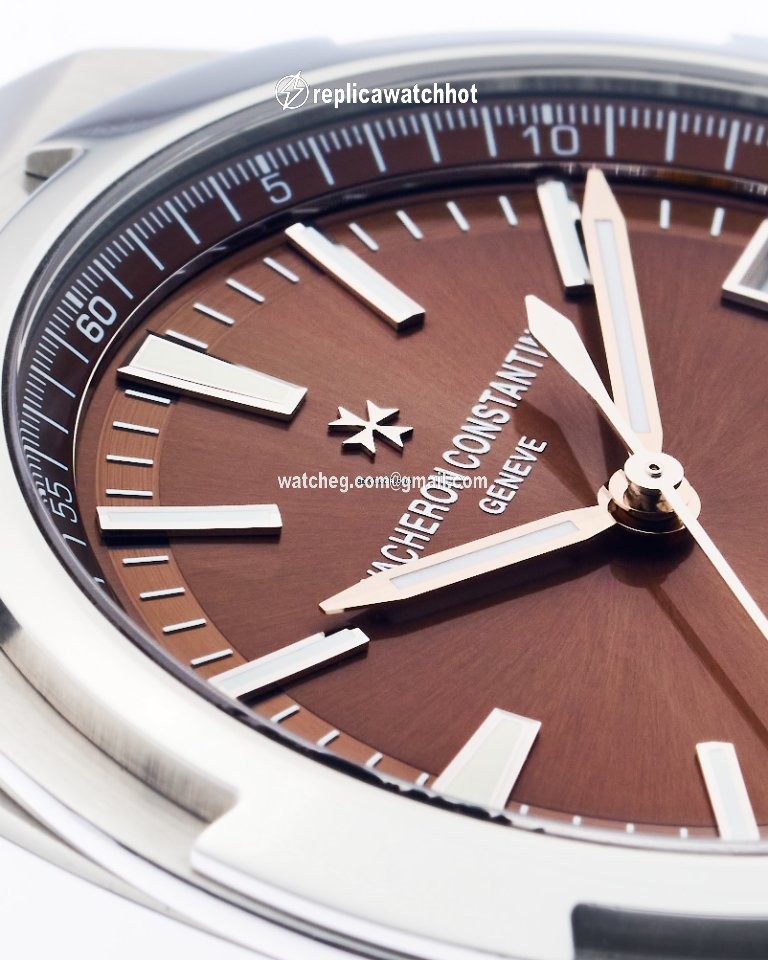 Vacheron Constantin Overseas Mens watch Unisex Automatic Steel 4500V 110A-B146 3