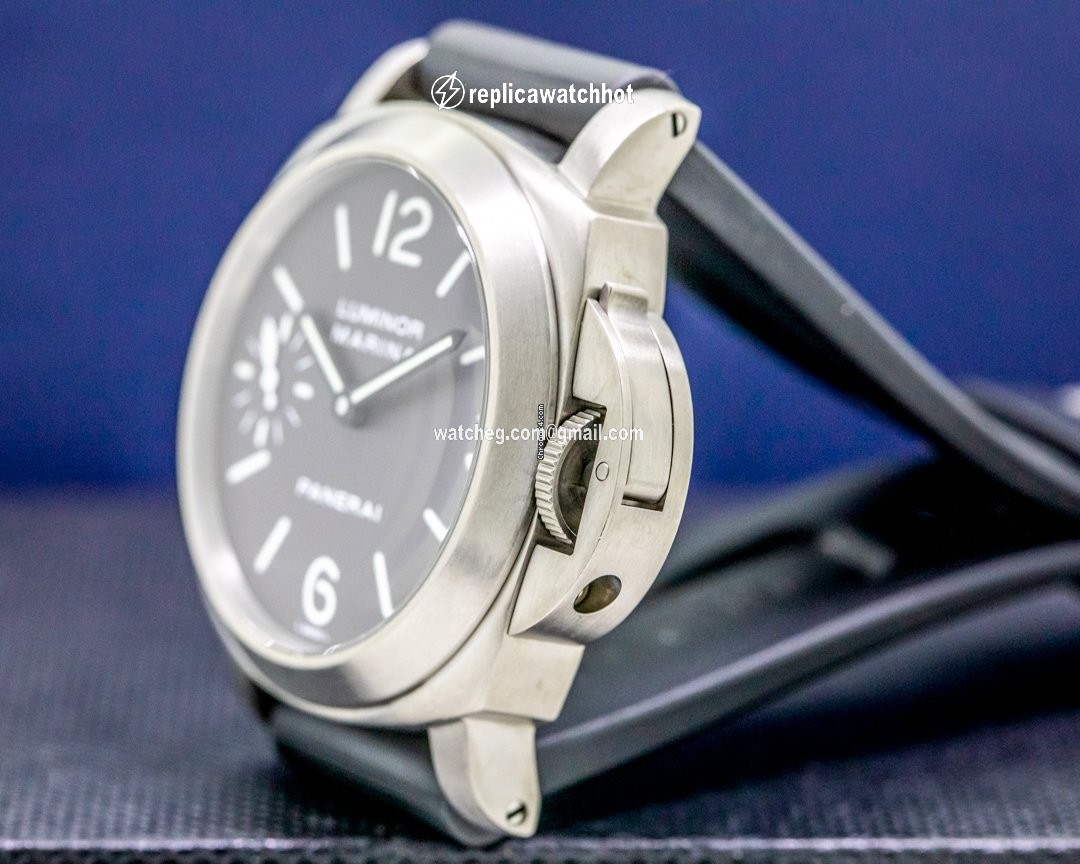 Panerai Luminor Marina Mens watch Unisex Manual winding Titanium PAM00118 3