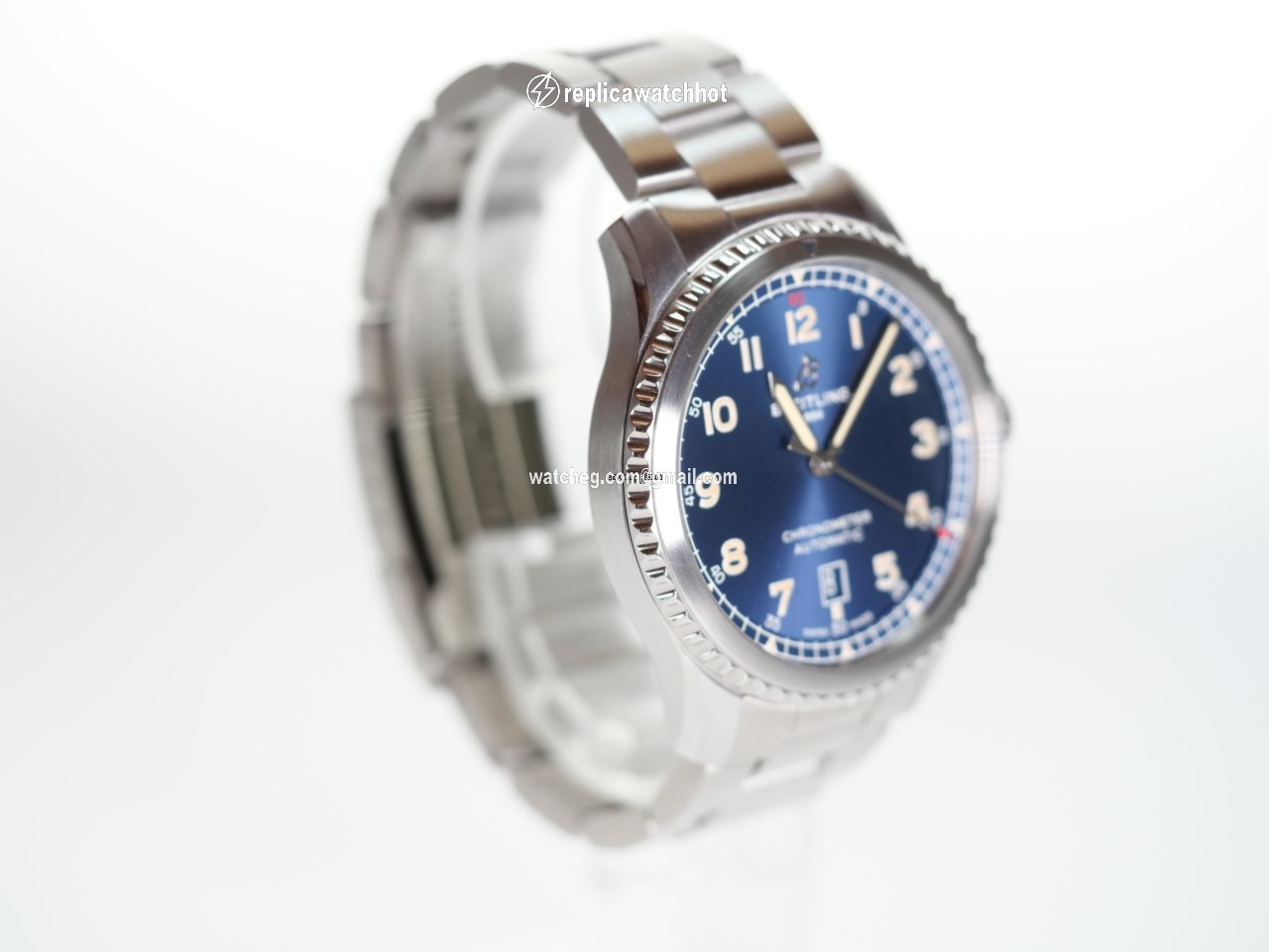 Breitling Aviator 8 Mens watch Unisex Automatic Steel A17315101C1A1 3