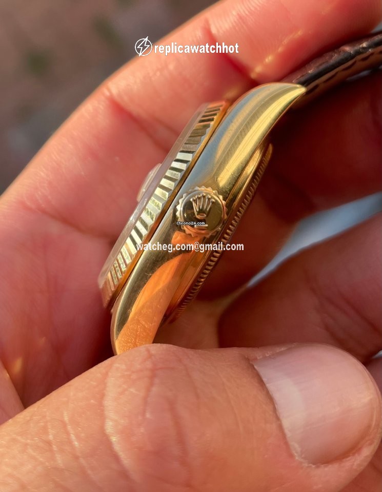 Rolex Day-Date 36 Mens watch Unisex Yellow gold Automatic 18078 3
