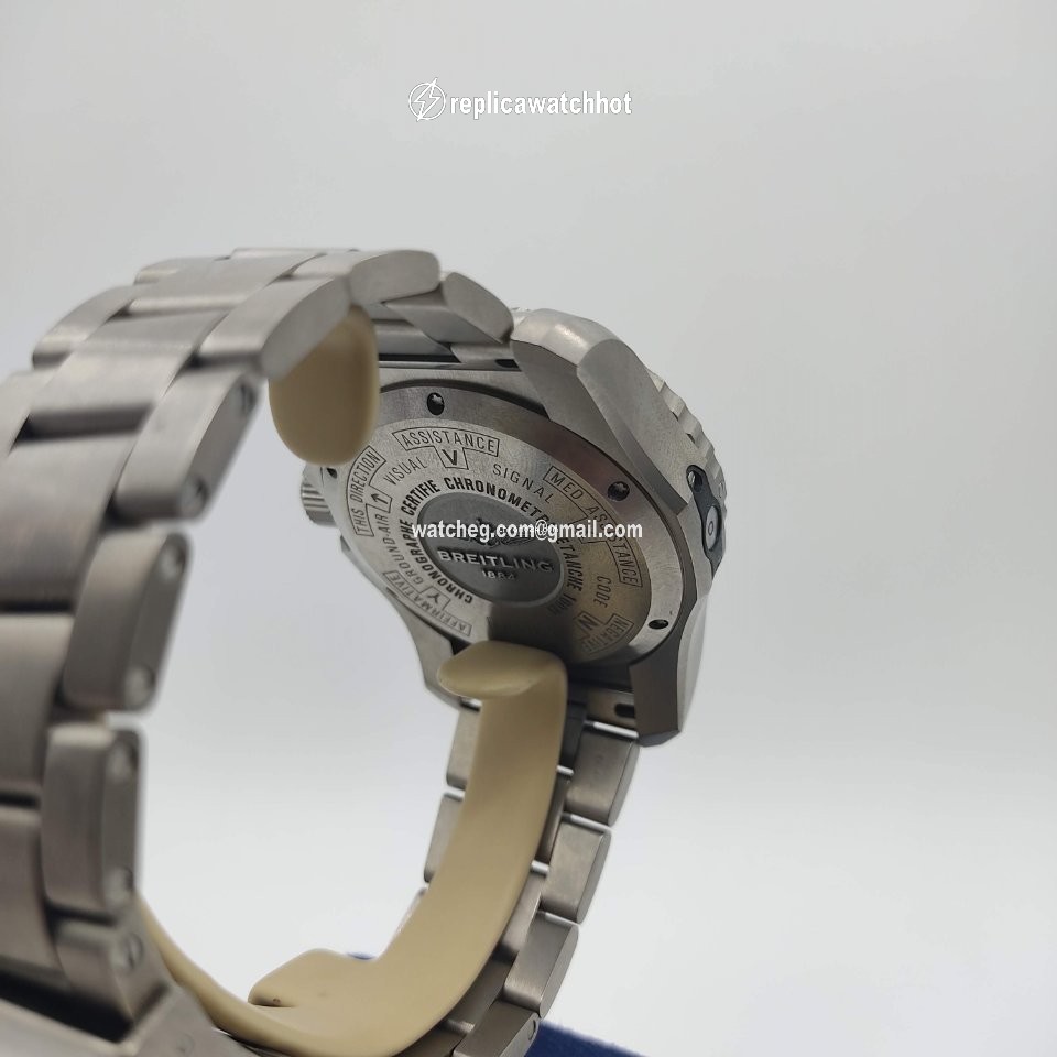 Breitling Cockpit B50 Mens watch Unisex Quartz Titanium EB501022 BD40 3