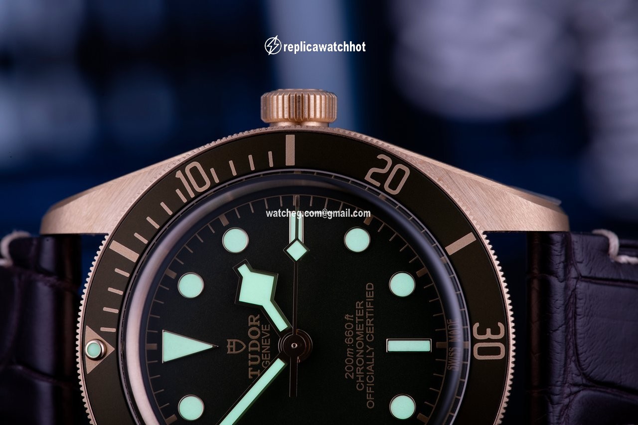 Tudor Black Bay Fifty-Eight Automatic Yellow gold 79018V 3