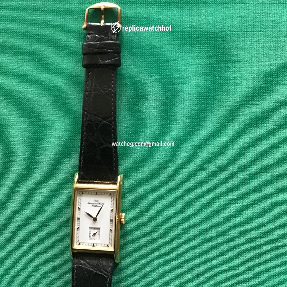 IWC Novecento Mens watch Unisex Manual winding Yellow gold 2497160 3