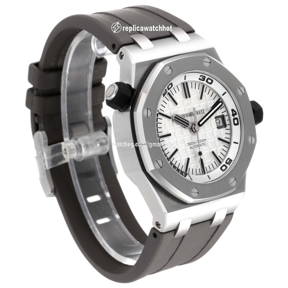 Audemars Piguet Royal Oak Offshore Diver Mens watch Unisex Automatic Steel 15710ST.00.A002CA.02 3