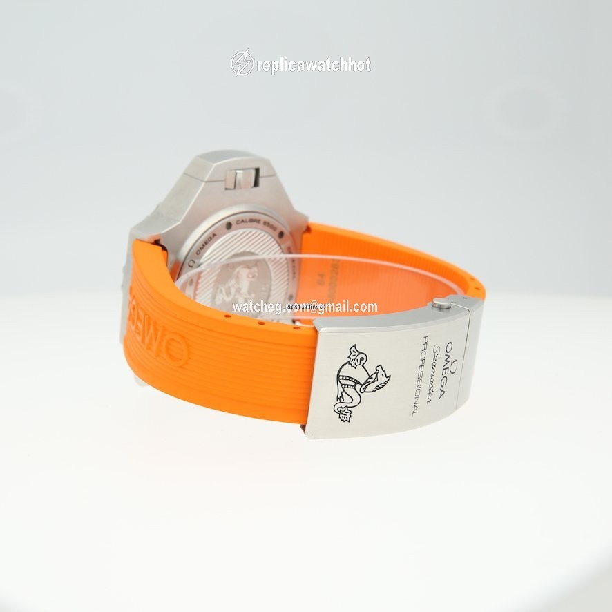 Omega Seamaster PloProf Mens watch Unisex Automatic Steel 224.32.55.21.01.002 3