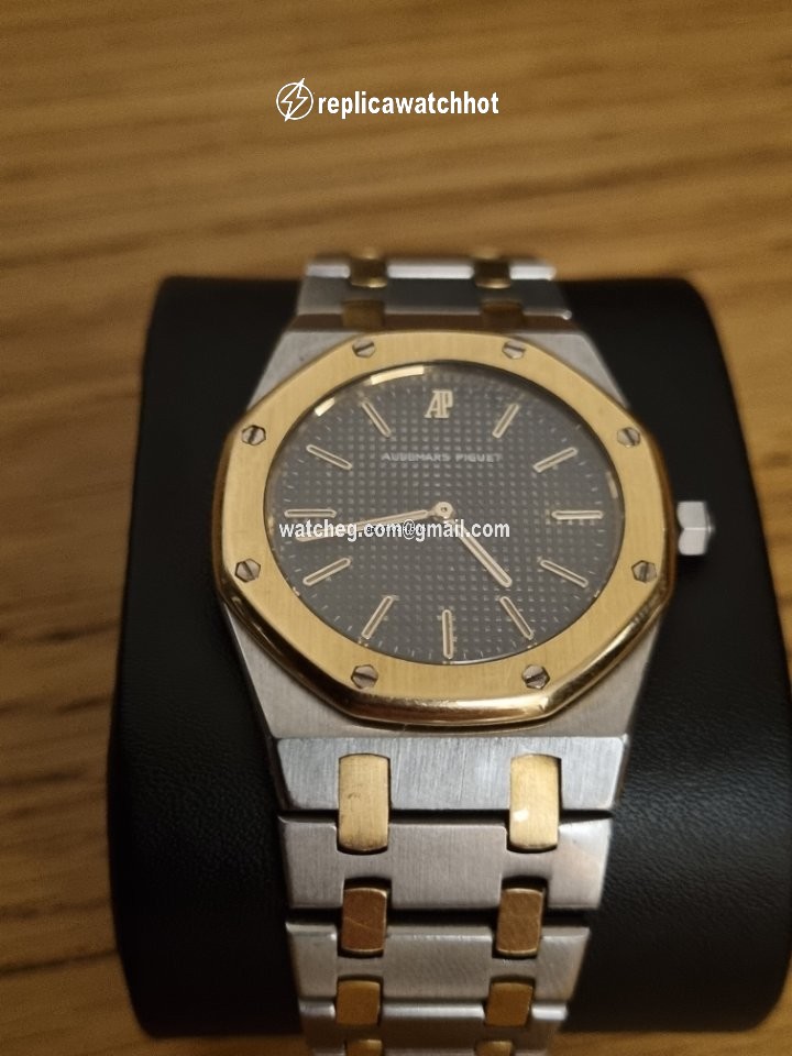 Audemars Piguet Royal Oak Mens watch Unisex Quartz Gold Steel 56143SA 3