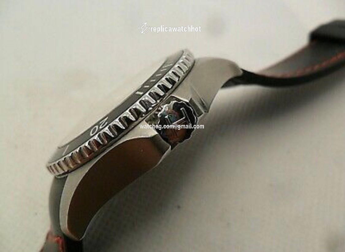 Hamilton Khaki Navy Scuba Mens watch Unisex Automatic Steel H645150 3