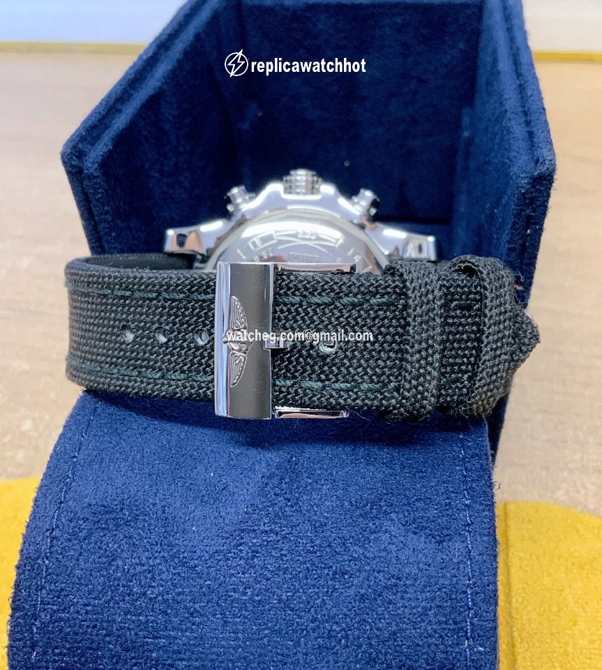 Breitling Super Avenger II Mens watch Unisex Automatic Steel A13371 3