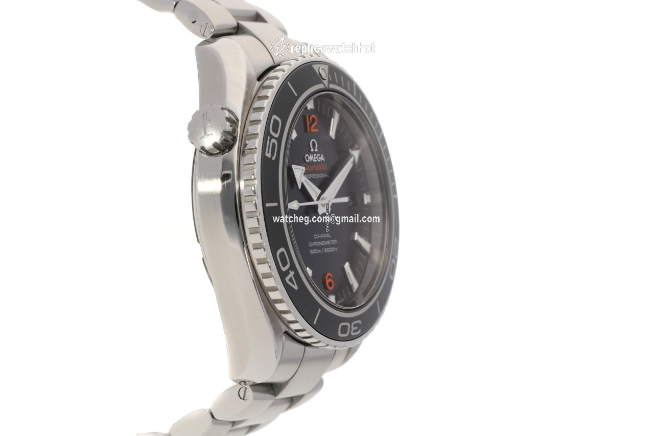 Omega Seamaster Planet Ocean Mens watch Unisex Automatic Steel 232.30.46.21.01.003 3