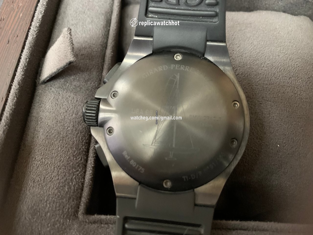 Girard Perregaux Laureato Mens watch Unisex Automatic Titanium 80175 3