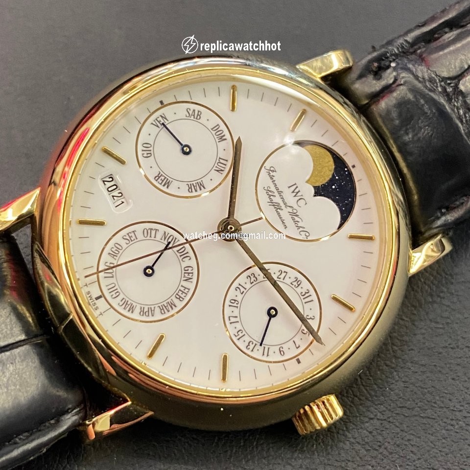 IWC Portofino Mens watch Unisex Automatic Yellow gold IW3541 3