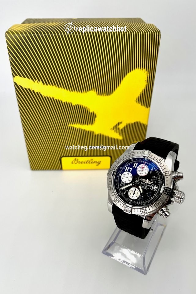 Breitling Avenger II Mens watch Unisex Automatic Steel A1338111 BC33 170A 3
