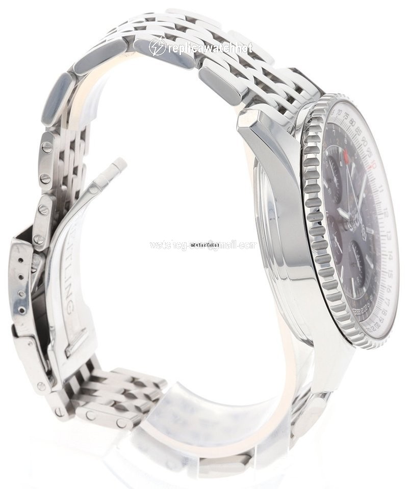 Breitling Navitimer World Mens watch Unisex Automatic Steel A2432212.B726.443A 3
