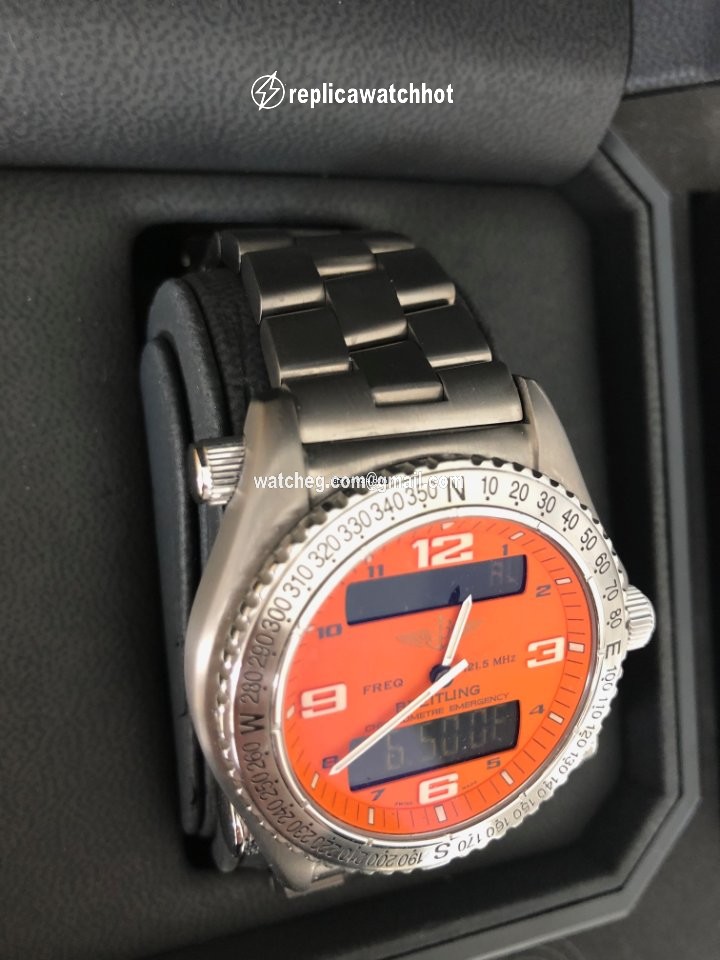 Breitling Emergency Mens watch Unisex Quartz Titanium E7632110 3