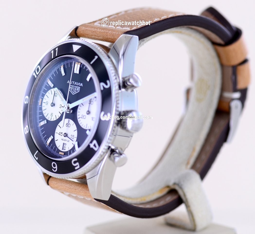 TAG Heuer Autavia Mens watch Unisex Automatic Steel CBE2110-0 3