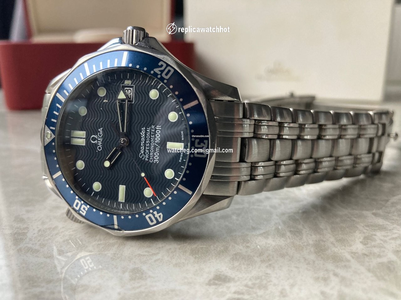 Omega Seamaster Diver 300 M Mens watch Unisex Automatic Steel 25318000 3