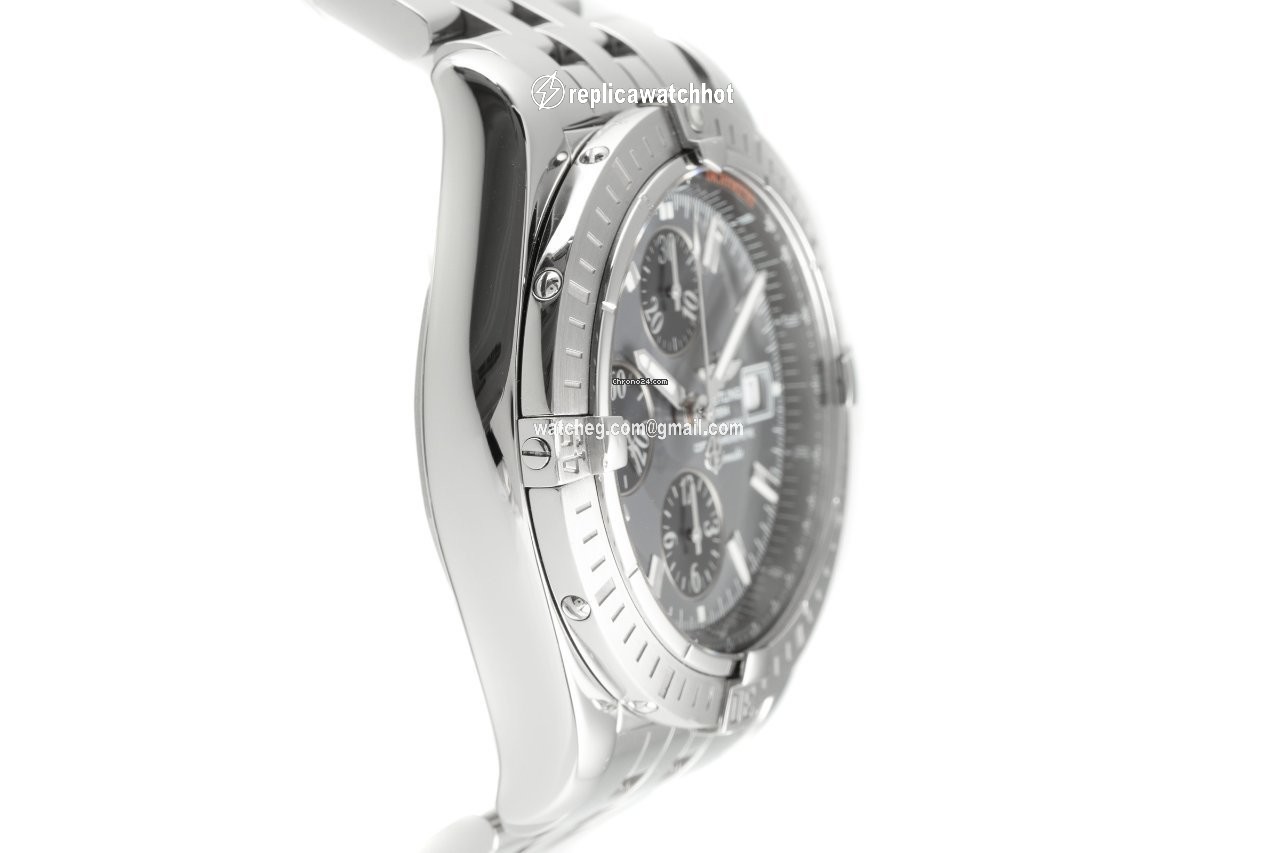 Breitling Chronomat Evolution Mens watch Unisex Automatic Steel A13356 3