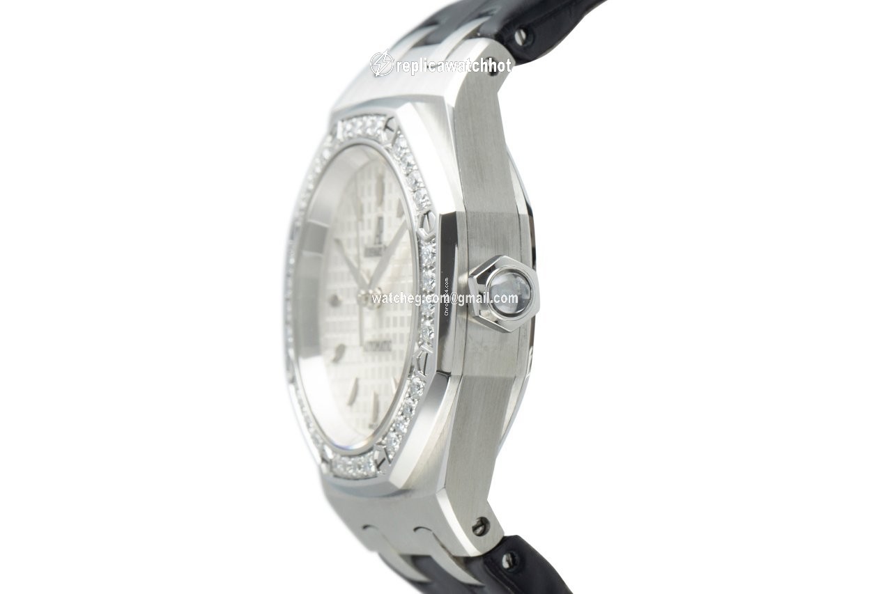 Audemars Piguet Royal Oak Lady Womens watch Automatic Steel 77321ST.ZZ.D012CR.01 3