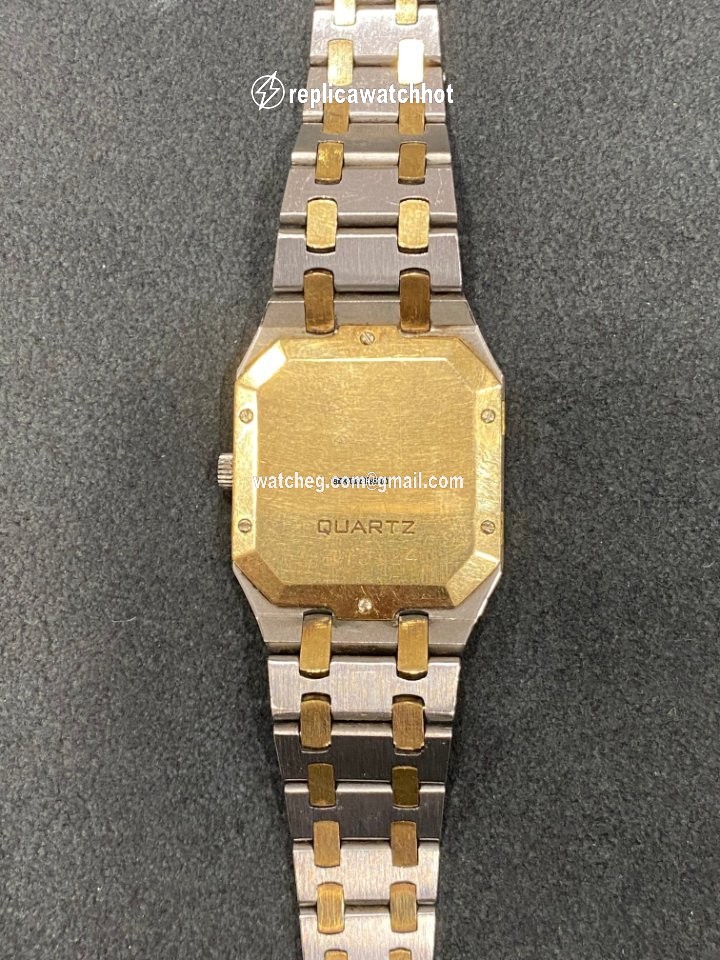 Audemars Piguet Royal Oak Mens watch Unisex Quartz Gold Steel 6009 3