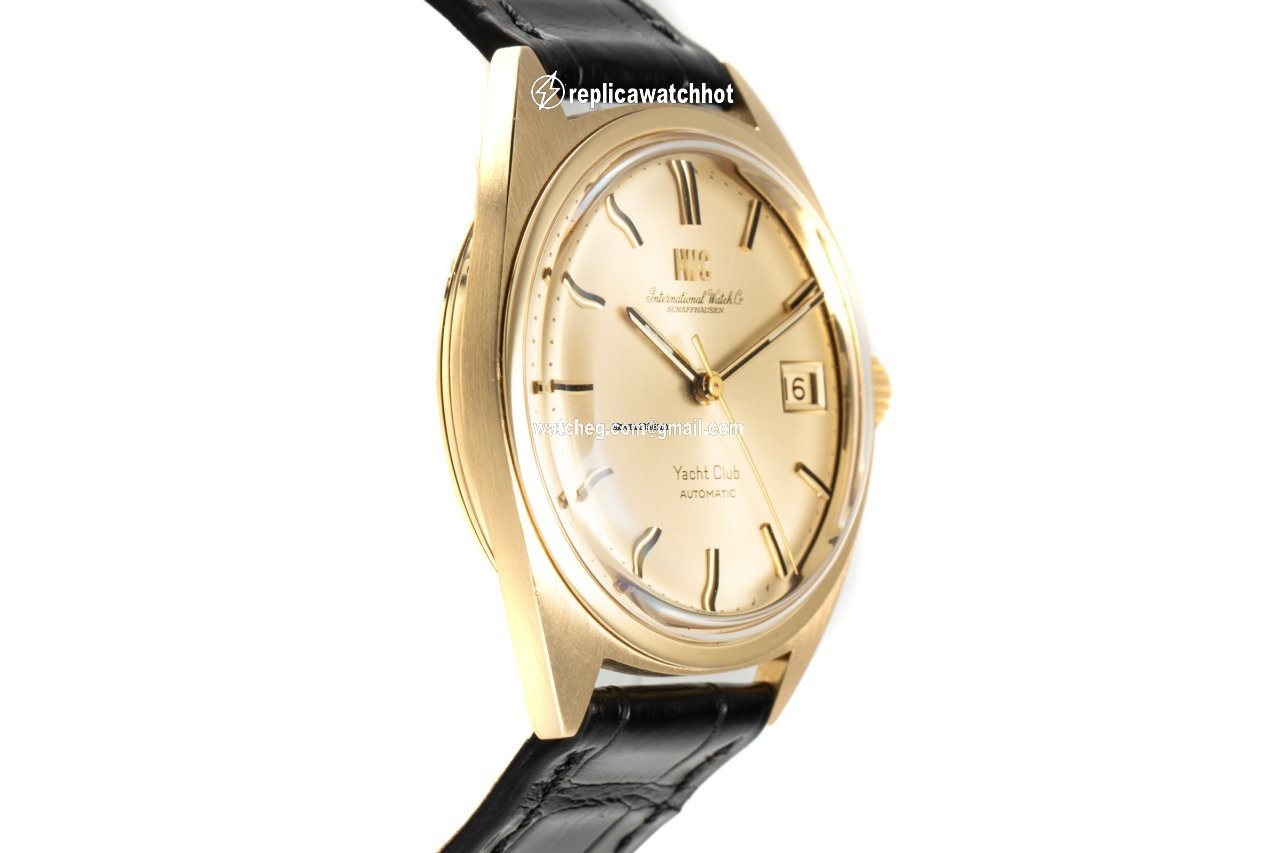 IWC Yacht Club Mens watch Unisex Automatic Yellow gold R811A 3
