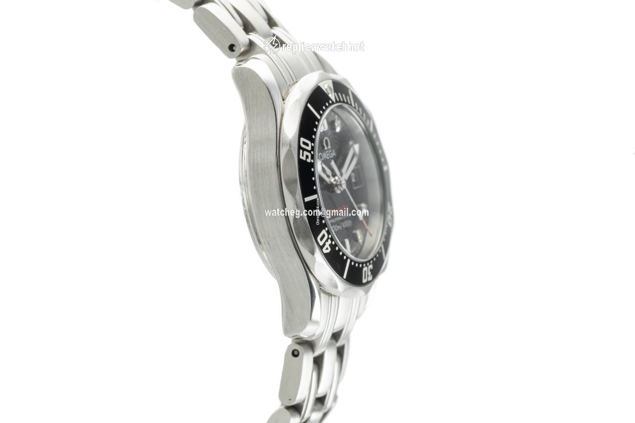 Omega Seamaster Diver 300 M Womens watch Quartz Steel 212.30.28.61.51.001 3