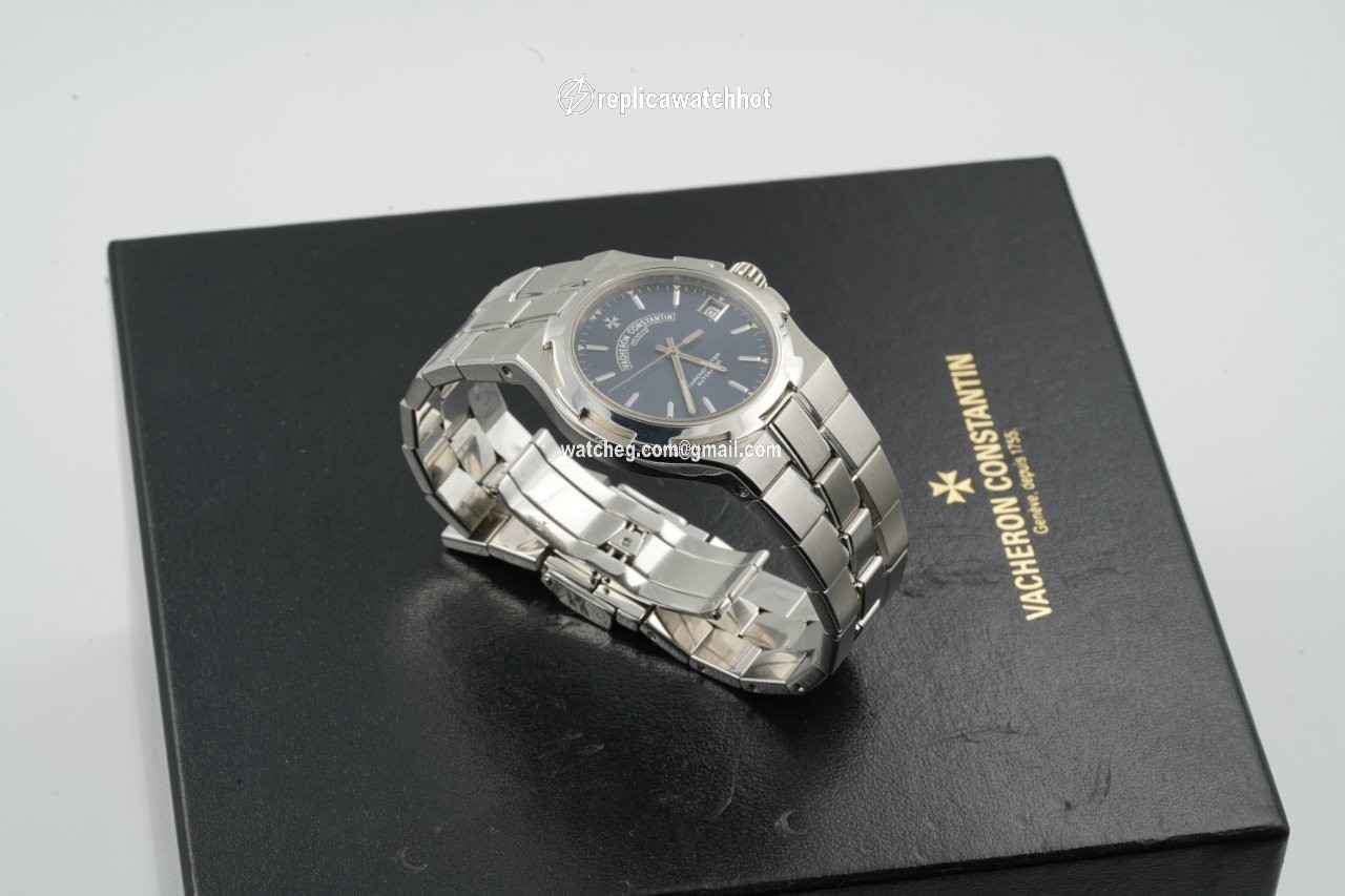 Vacheron Constantin Overseas Mens watch Unisex Automatic Steel 42040 3