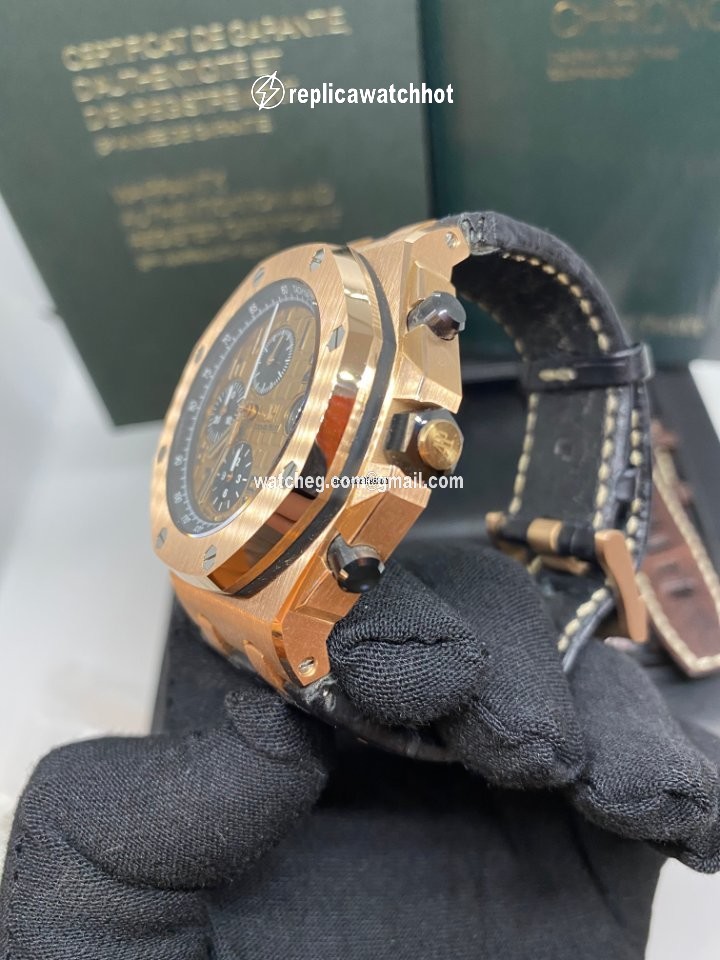 Audemars Piguet Royal Oak Offshore Chronograph Mens watch Unisex Automatic Rose gold 26470OR.OO.A002CR.01 3