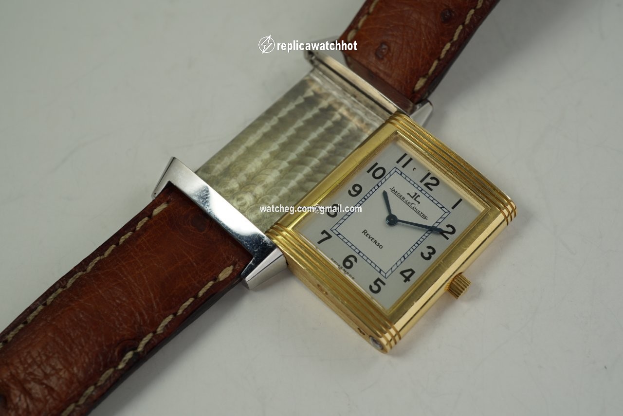 Jaeger-LeCoultre Reverso Classique Mens watch Unisex Quartz Gold Steel 250.5.08 3
