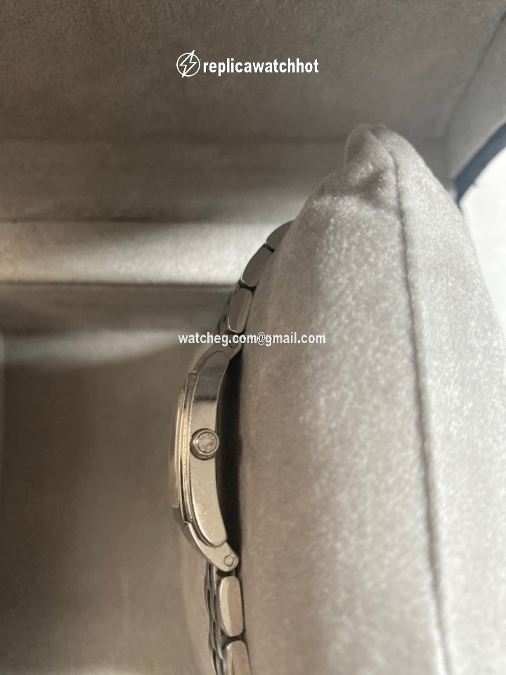Longines DolceVita Quartz Steel L5.158.4.16.6 3