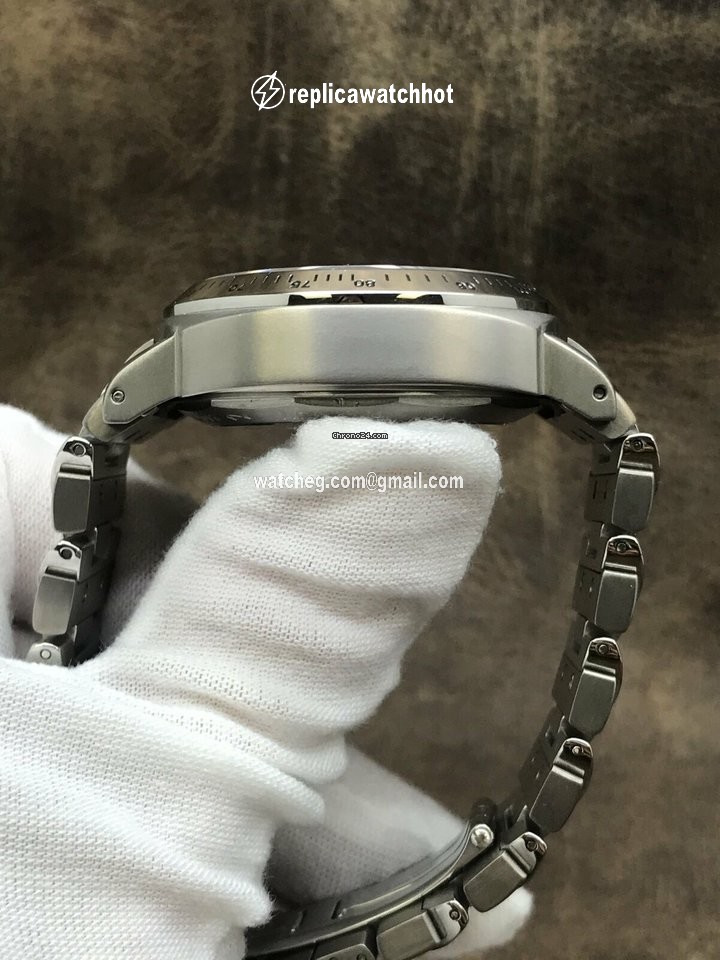 Panerai Luminor Chrono Automatic Titanium PAM00072 3