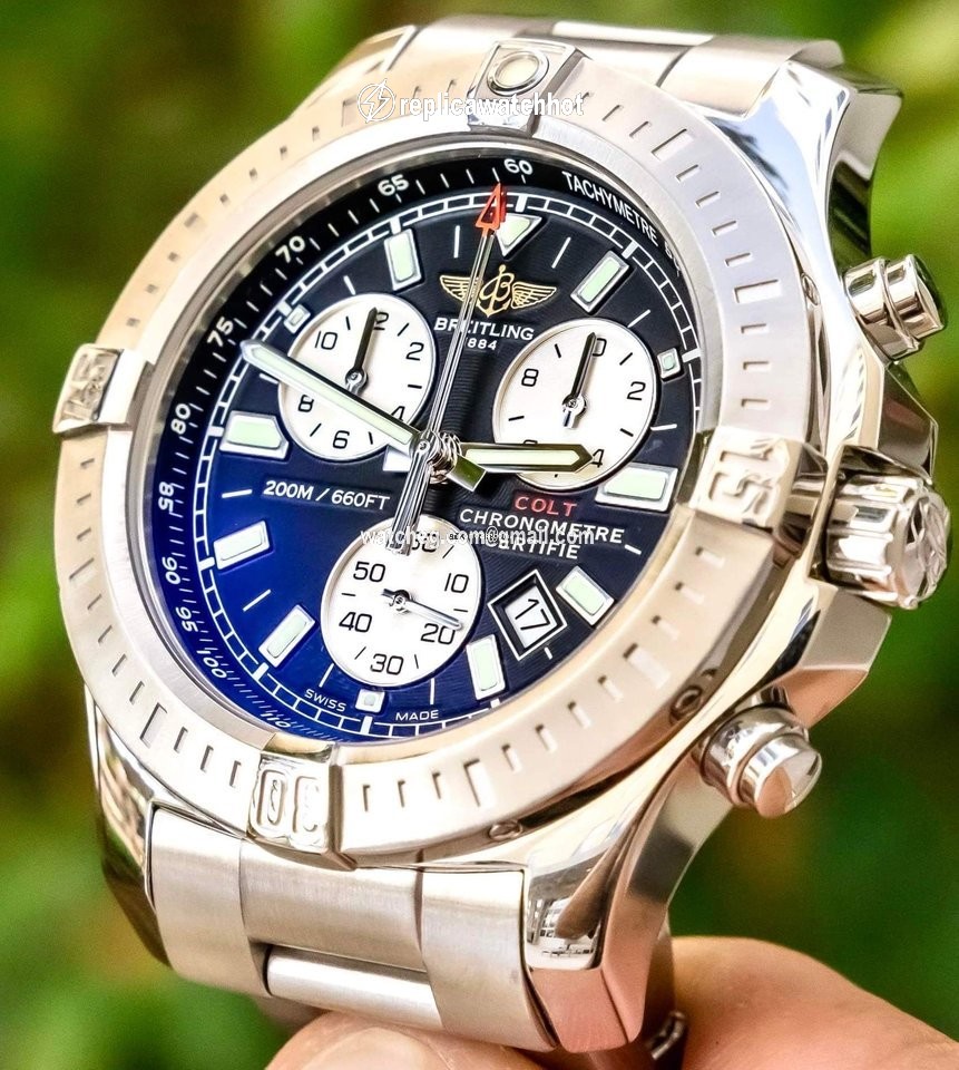 Breitling Colt Chronograph Mens watch Unisex Quartz Steel A7338811 BD43 3