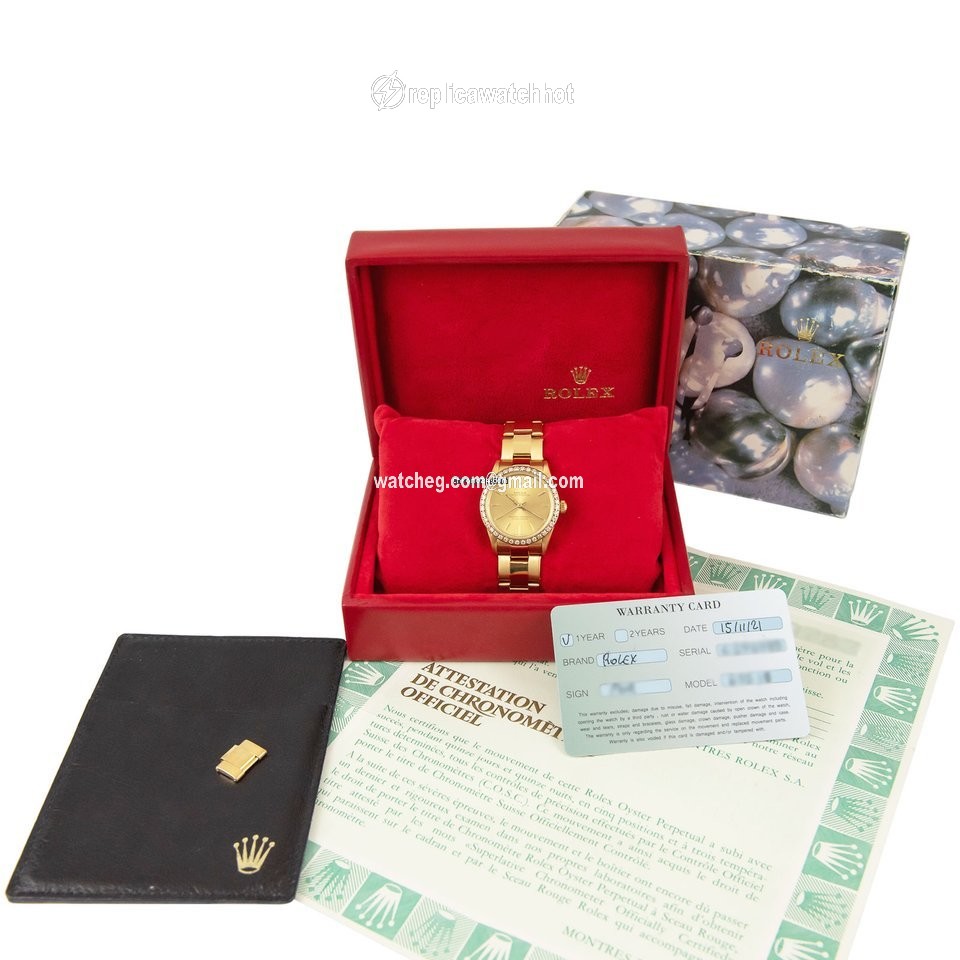 Rolex Oyster Perpetual 31 Womens watch Yellow gold Automatic 67518 3