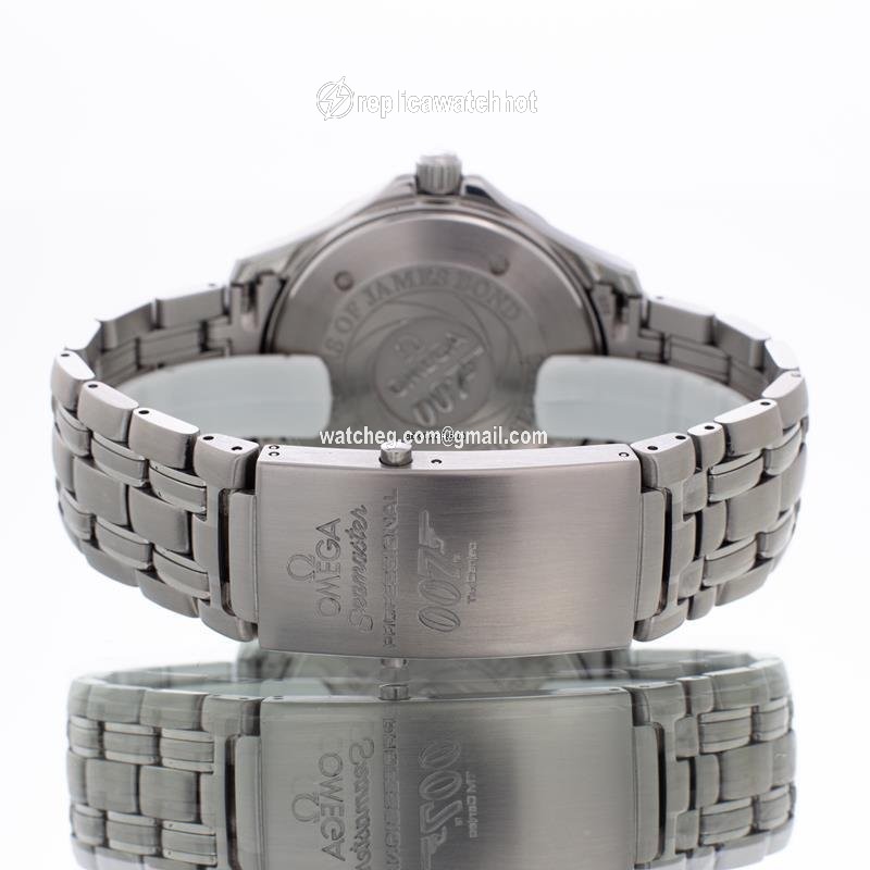 Omega Seamaster Diver 300 M Mens watch Unisex Automatic Steel 2537.80.00 3