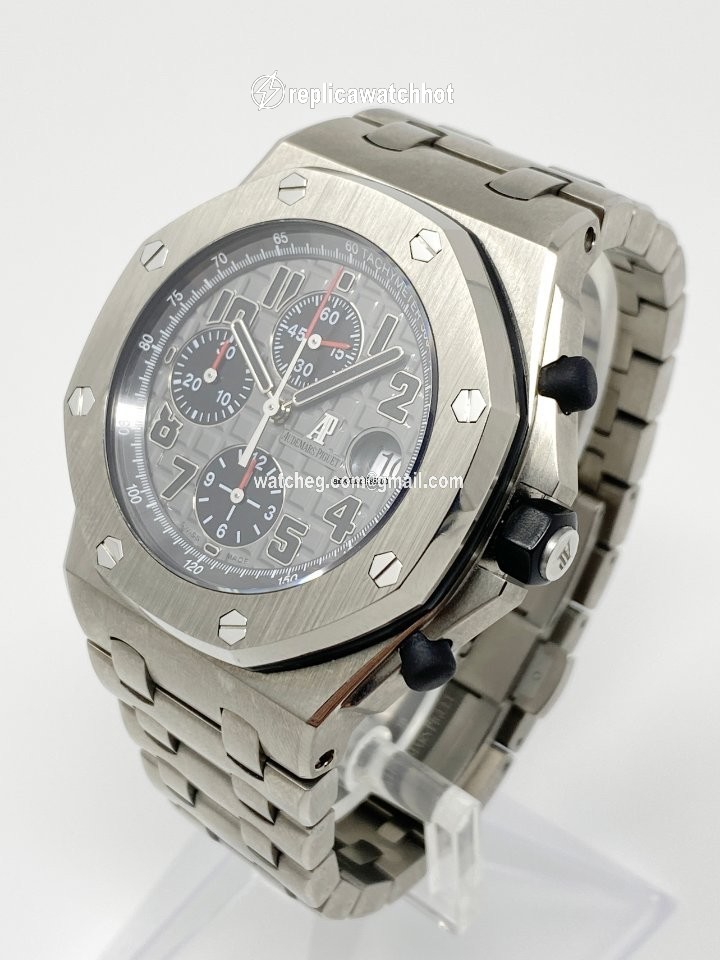 Audemars Piguet Royal Oak Offshore Chronograph Mens watch Unisex Automatic Titanium 26170TI.OO.1000TI.01 3