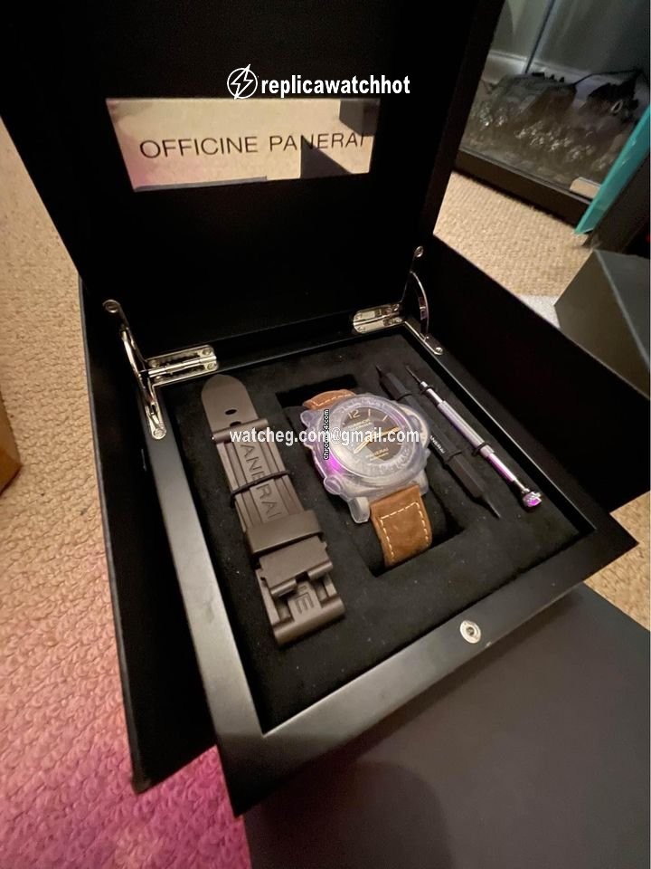 Panerai Luminor Marina 1950 3 Days Automatic Mens watch Unisex Automatic Titanium PAM 01351 3