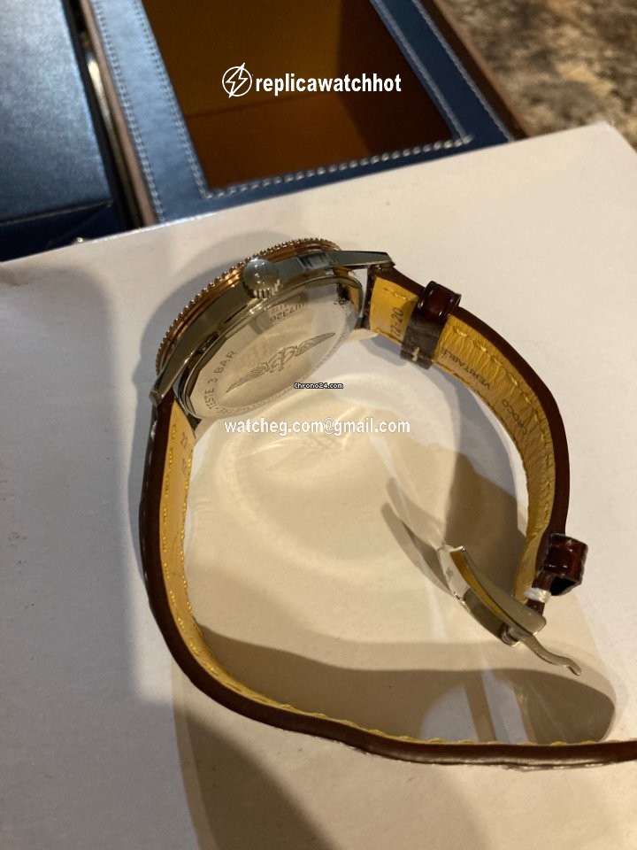 Breitling Navitimer Mens watch Unisex Automatic Gold Steel U17326211G1P1 3