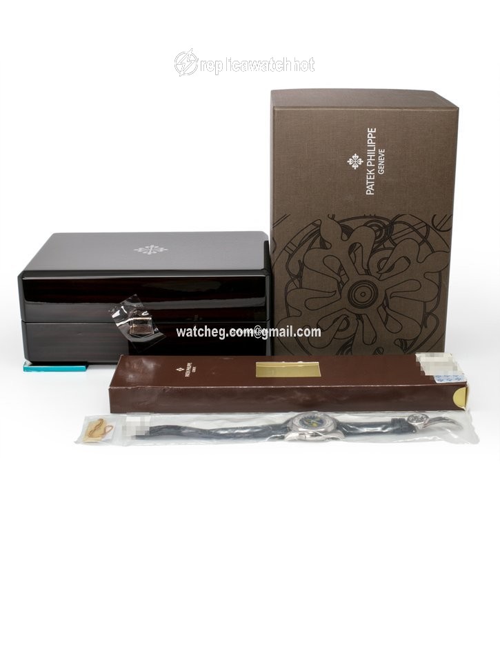 Patek Philippe World Time Mens watch Unisex Automatic White gold 5131G-010 3